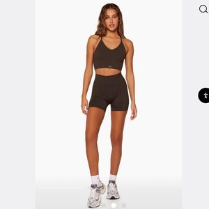 NWOT SET ACTIVE Set in Espresso